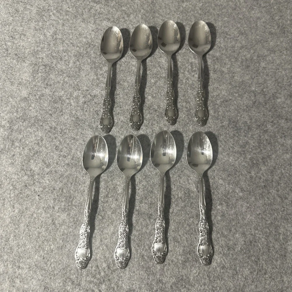 8 International Stainless VERONA Pattern Teaspoons Korea